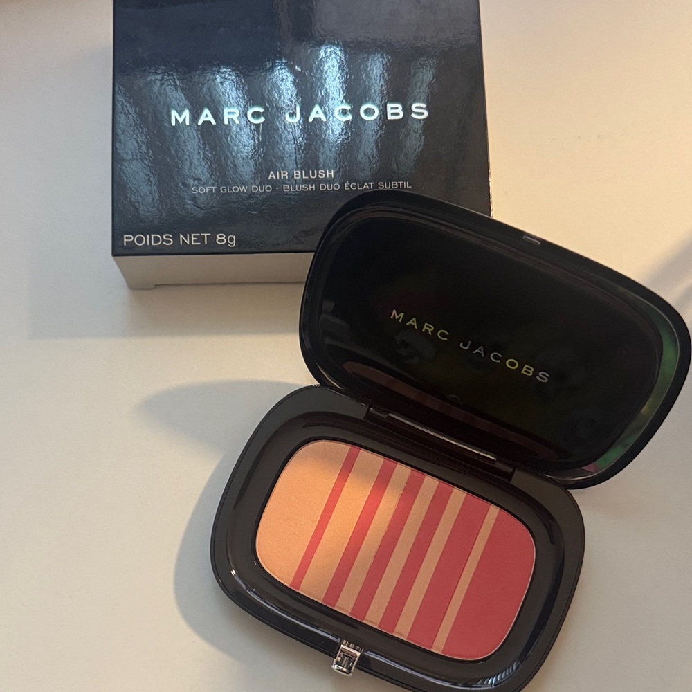 Marc Jacobs Air Blush in Lines & Last Night